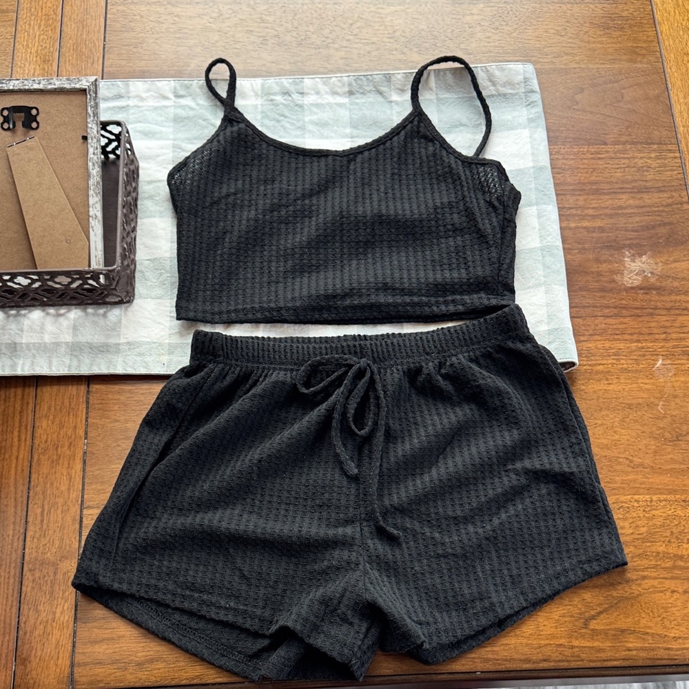 SHEIN Black Textured Pajama Set